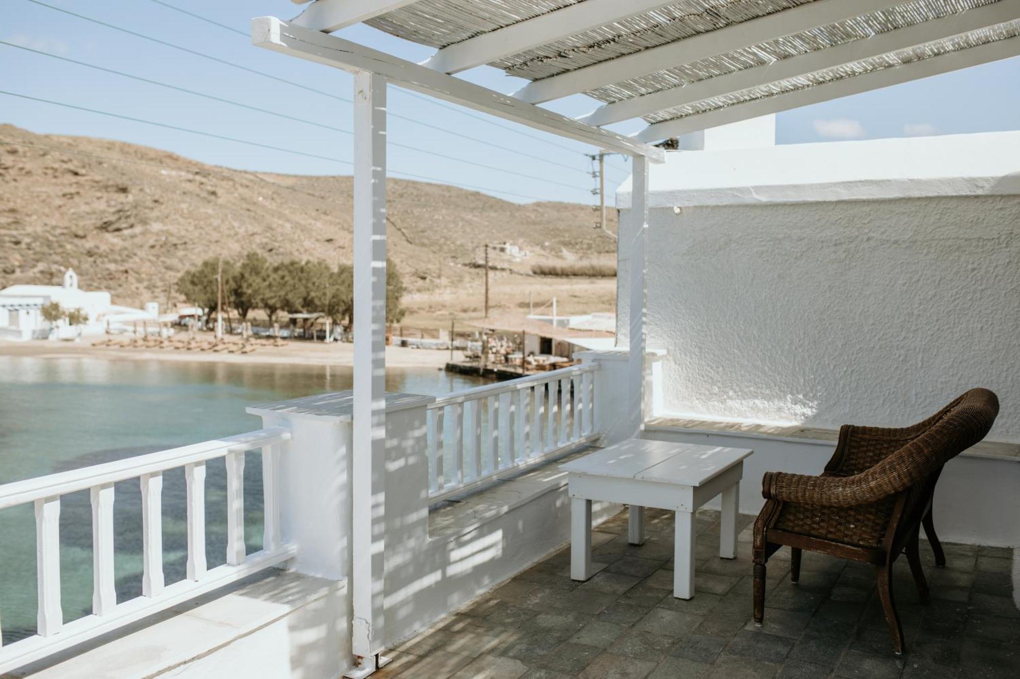 Yi & Thalassa Living By Khi Kíthnos Exterior foto