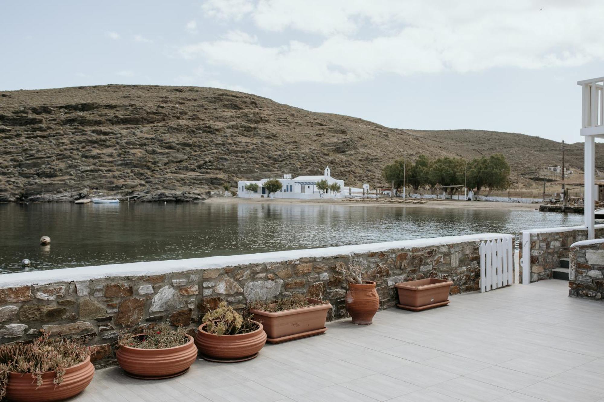 Yi & Thalassa Living By Khi Kíthnos Exterior foto